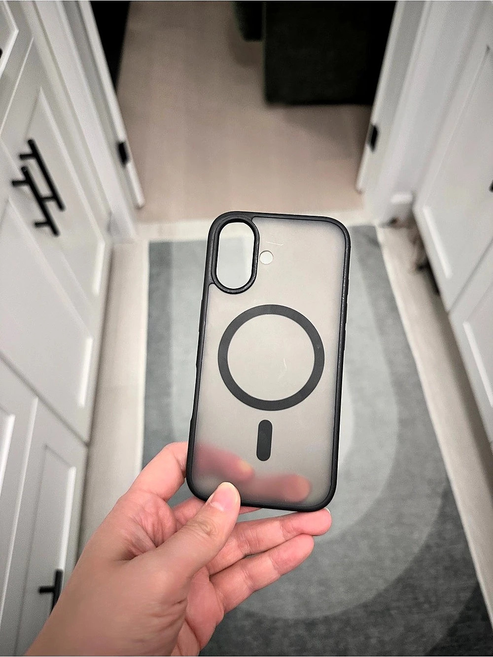 Used Magnetic for iPhone 16 Case Black